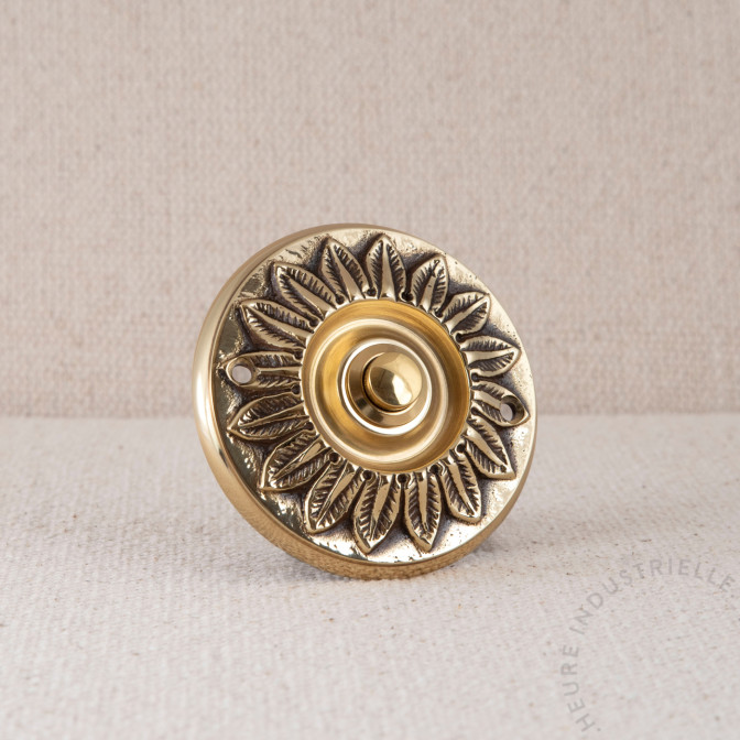 BOUTON DE SONNETTE 12V LAITON POLI DIAM 80MM BOUTON DE SONNETTE 12V LAITON POLI DIAM 80MM